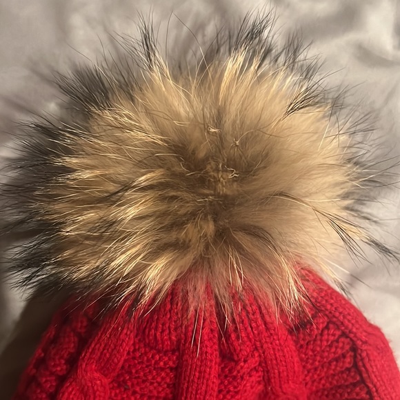Fuzzy warm beanie - Picture 2 of 4